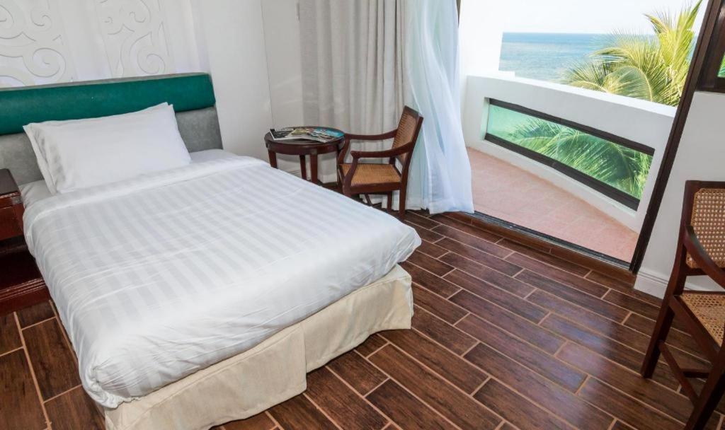 Vitalis White Sands Vigan Luaran gambar